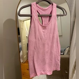 Lululemon Swiftly Tech Tank